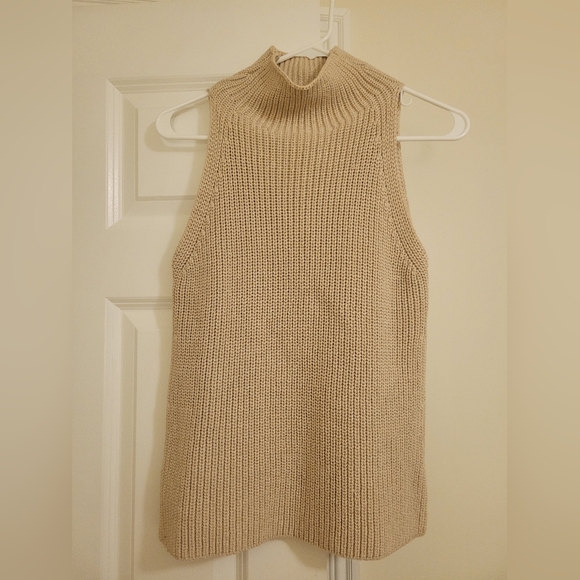 Madewell knit crochet turtleneck sleeveless top - Picture 2 of 5